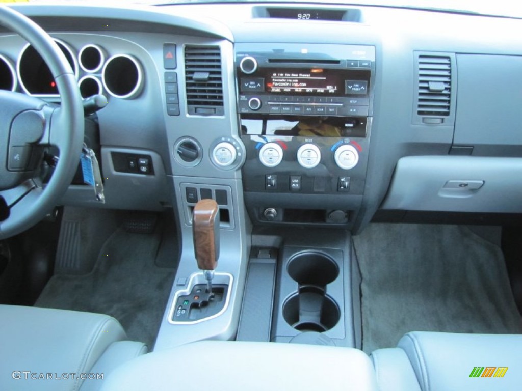 2010 Tundra Limited Double Cab 4x4 - Silver Sky Metallic / Graphite Gray photo #24