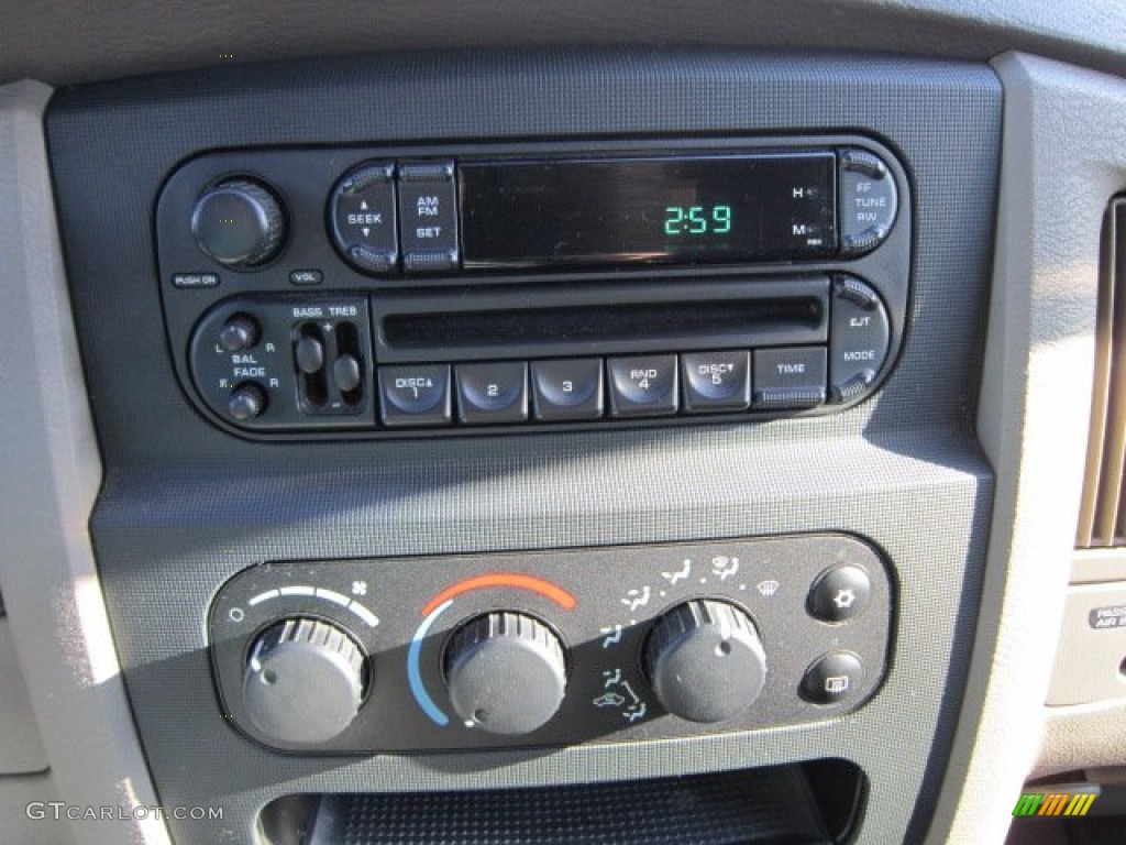 2004 Dodge Ram 1500 SLT Regular Cab 4x4 Audio System Photo #56089033