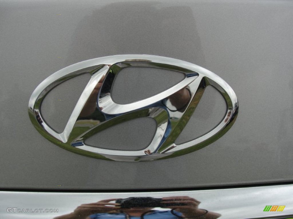 2011 Hyundai Genesis 3.8 Sedan Marks and Logos Photo #56096273