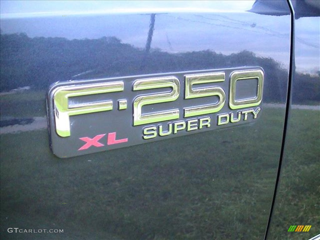 2003 F250 Super Duty XL Regular Cab - True Blue Metallic / Medium Flint Grey photo #10