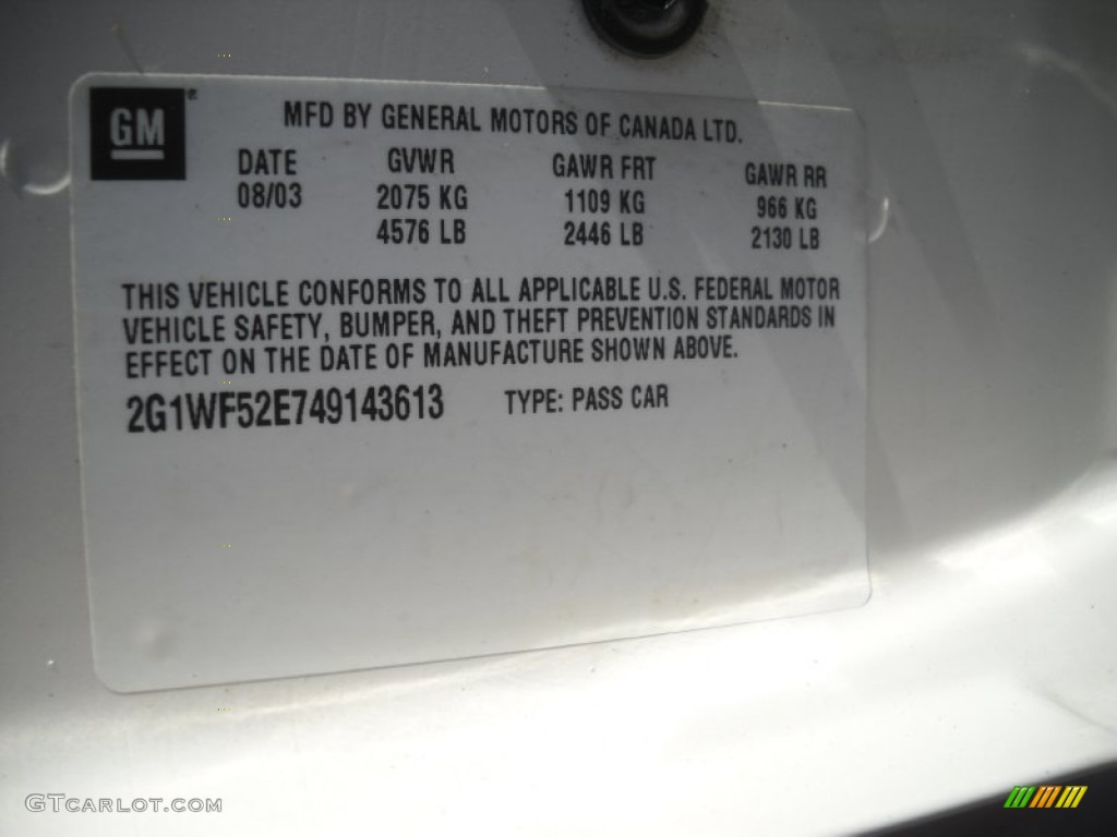 2004 Impala  - White / Medium Gray photo #11