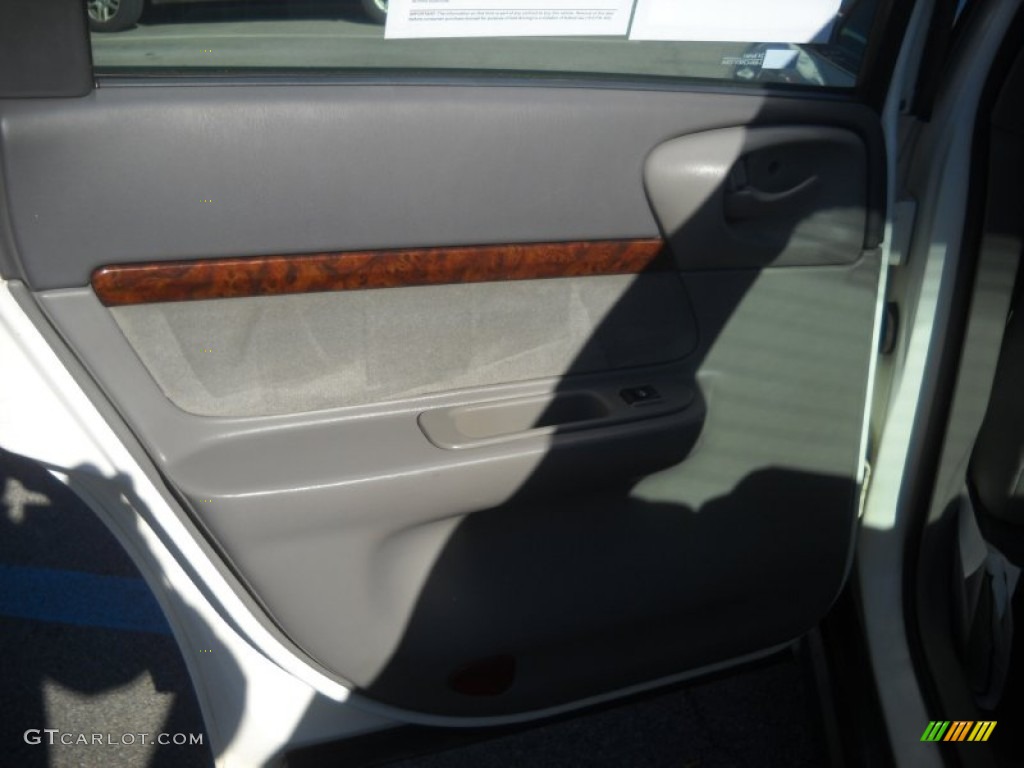 2004 Impala  - White / Medium Gray photo #12