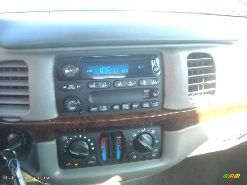 2004 Impala  - White / Medium Gray photo #18