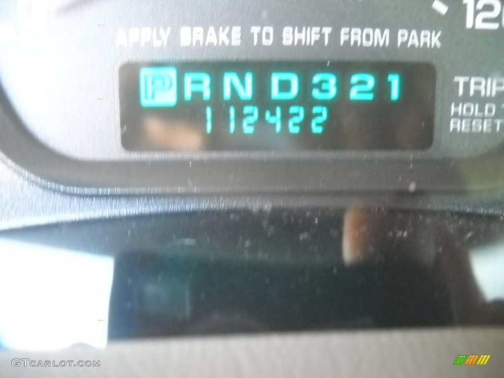 2004 Impala  - White / Medium Gray photo #20