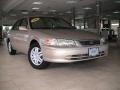 2000 Cashmere Beige Metallic Toyota Camry LE  photo #27