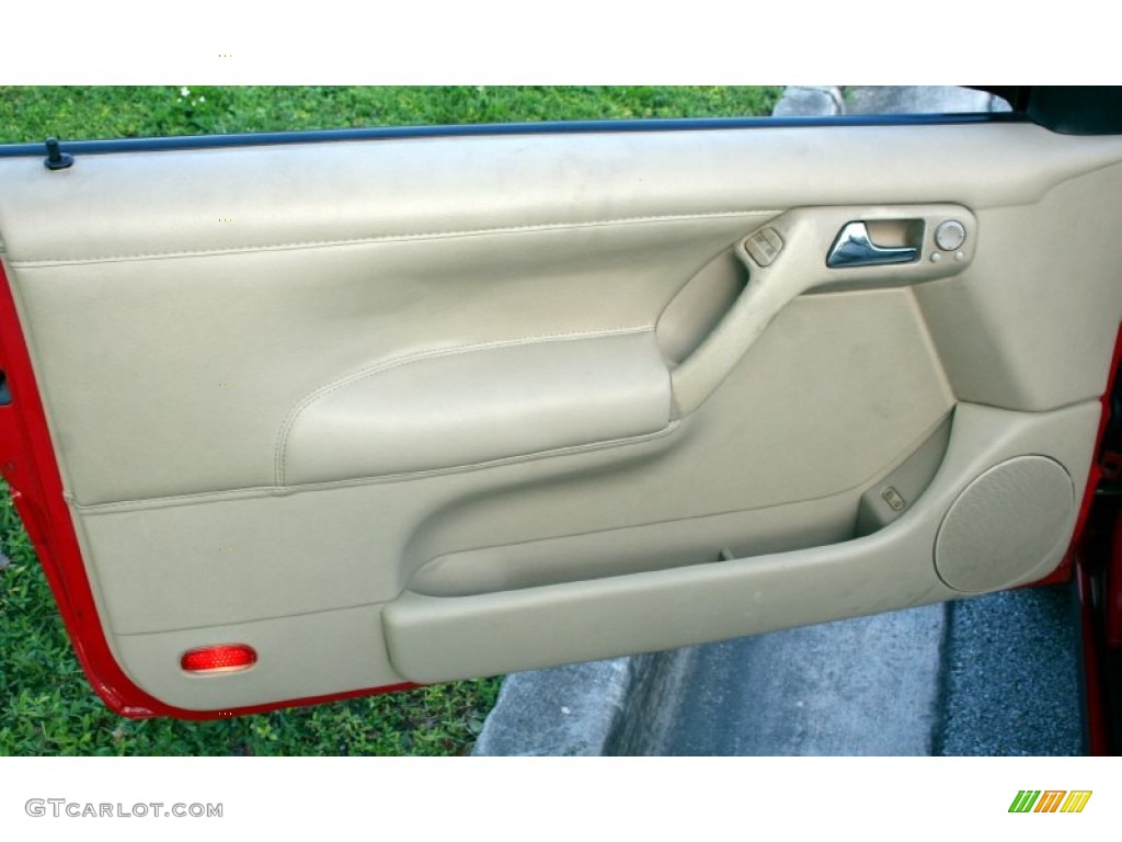 2001 Volkswagen Cabrio GLX Beige Door Panel Photo #56100587