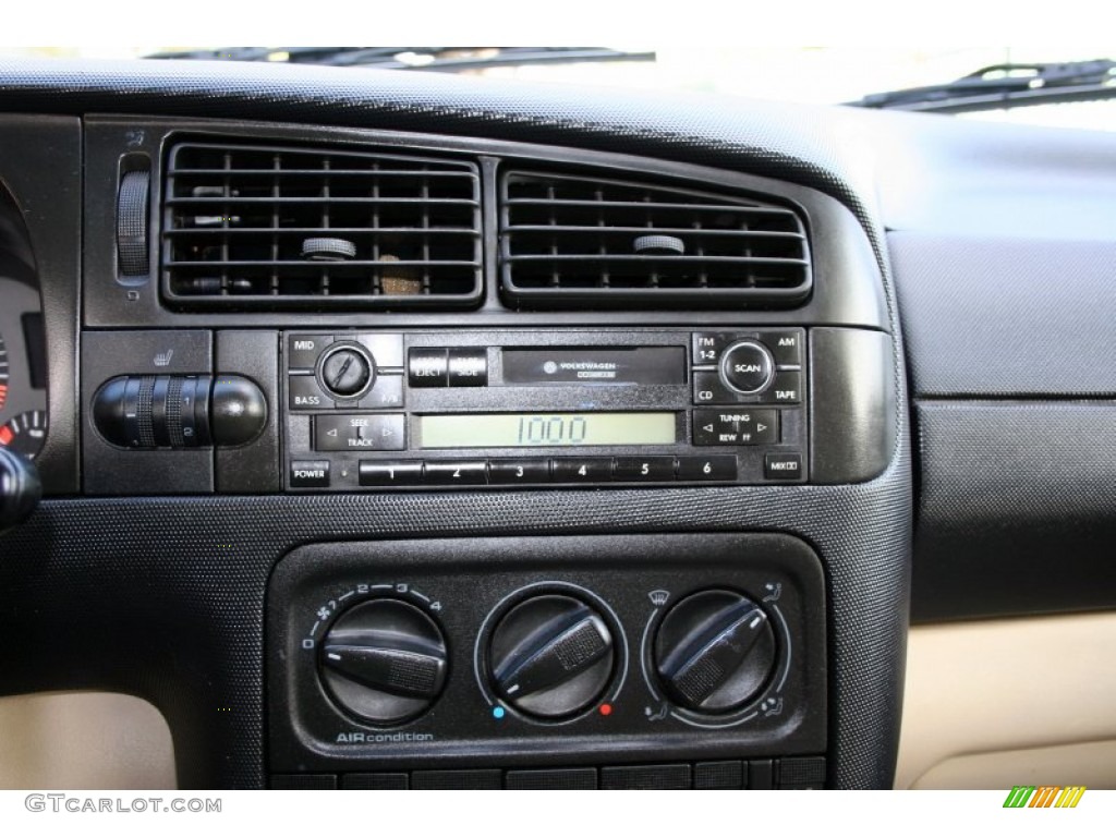 2001 Volkswagen Cabrio GLX Controls Photo #56100875