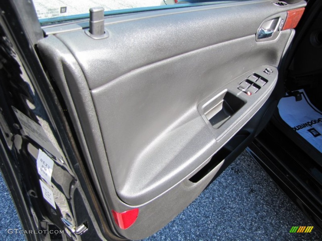 2010 Impala LS - Black / Ebony photo #11