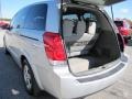 2009 Radiant Silver Nissan Quest 3.5  photo #13