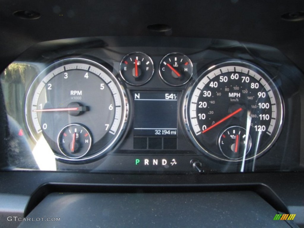 2011 Ram 1500 SLT Quad Cab - Bright White / Dark Slate Gray photo #21