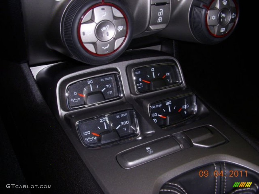 2010 Chevrolet Camaro SS Coupe Gauges Photo #56103866