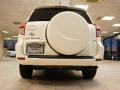 Super White - RAV4 4WD Photo No. 17