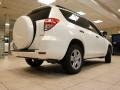 Super White - RAV4 4WD Photo No. 18