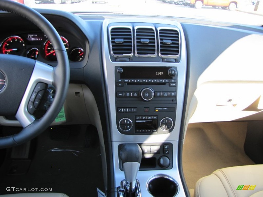 2012 GMC Acadia SLT Controls Photo #56104373