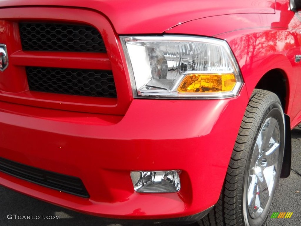 2011 Ram 1500 Express Regular Cab 4x4 - Flame Red / Dark Slate Gray/Medium Graystone photo #7