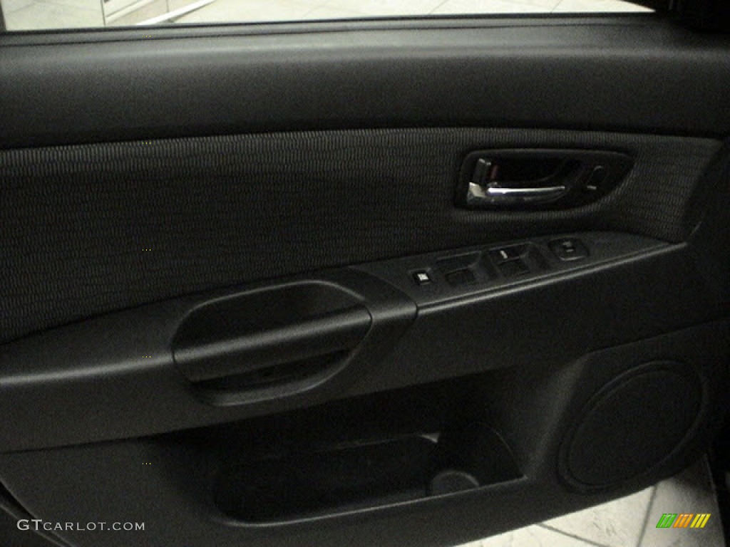 2009 MAZDA3 i Touring Sedan - Black Mica / Black photo #3