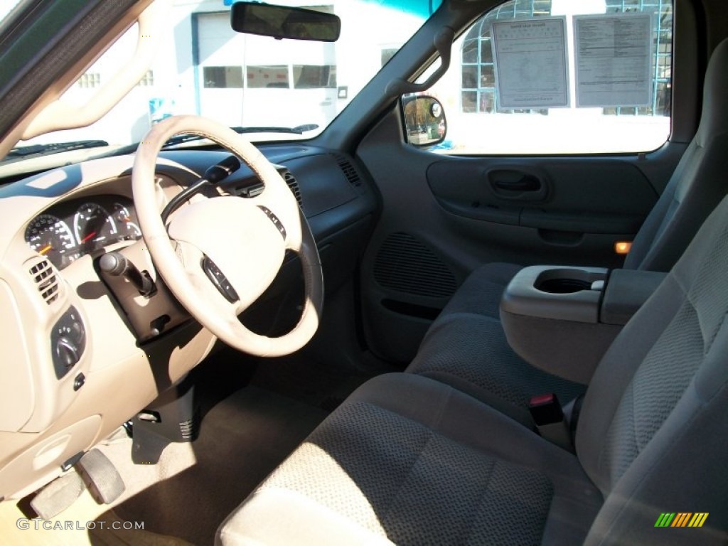 2002 F150 XLT Regular Cab - Dark Highland Green Metallic / Medium Parchment photo #8