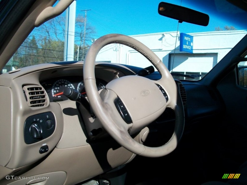 2002 F150 XLT Regular Cab - Dark Highland Green Metallic / Medium Parchment photo #10
