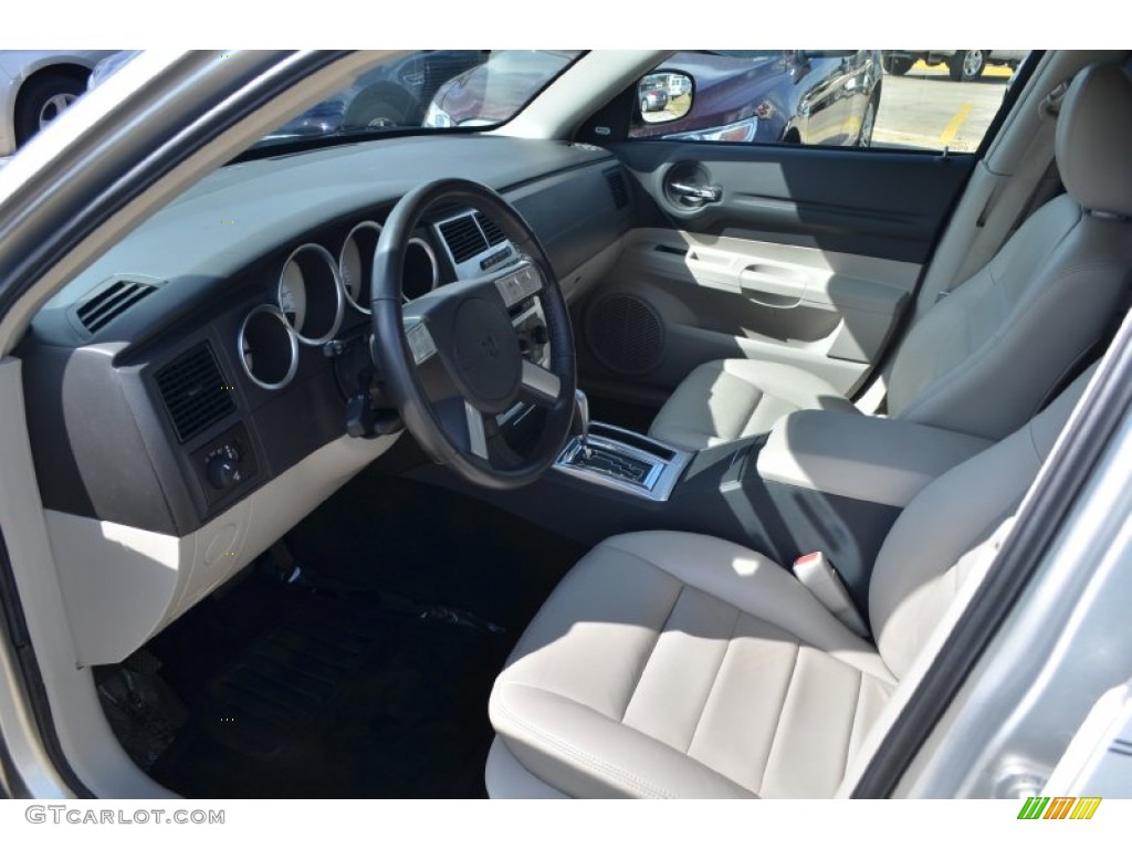 Dark Slate Gray/Light Graystone Interior 2006 Dodge Magnum R/T Photo #56112230