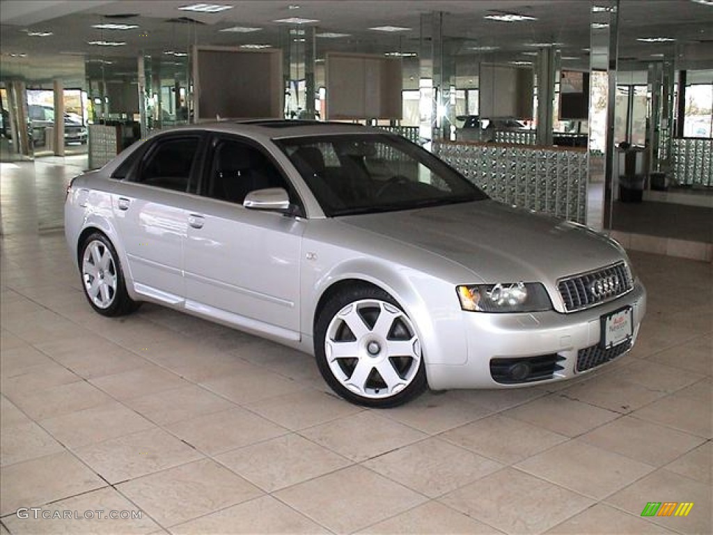 2005 S4 4.2 quattro Sedan - Light Silver Metallic / Ebony photo #2