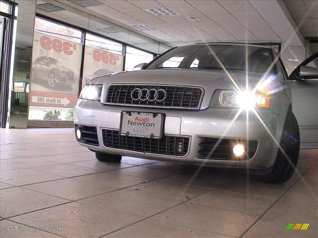 2005 S4 4.2 quattro Sedan - Light Silver Metallic / Ebony photo #41