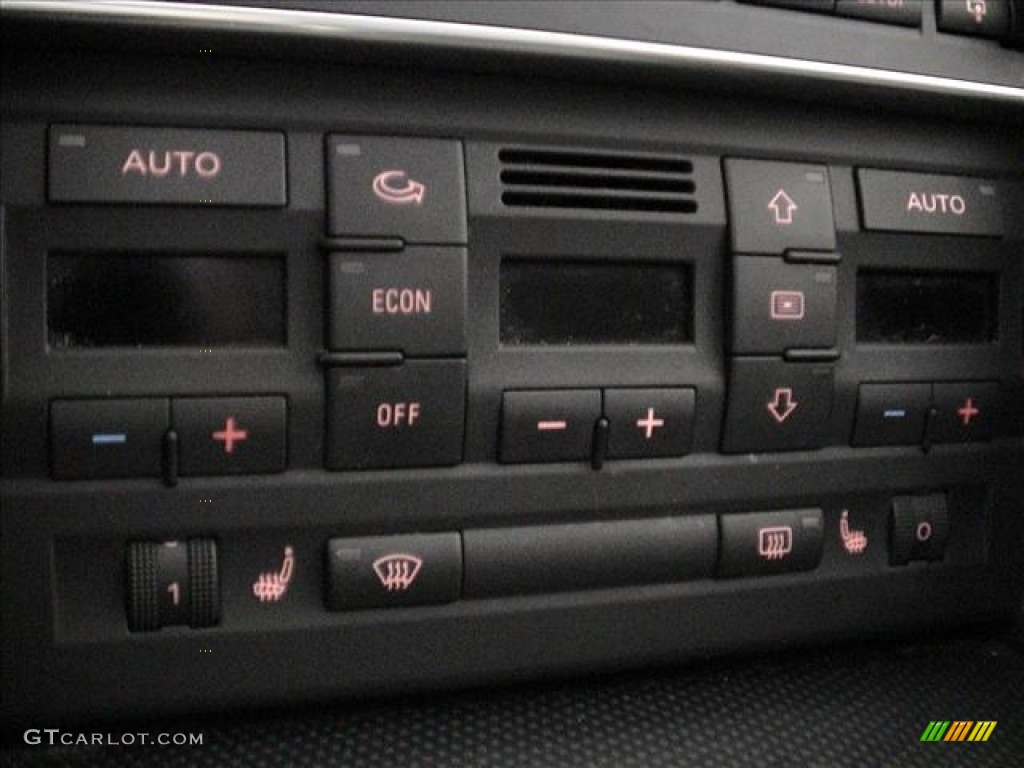 2008 Audi S4 4.2 quattro Sedan Controls Photo #56116145