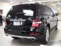 Black - ML 350 4Matic Photo No. 4