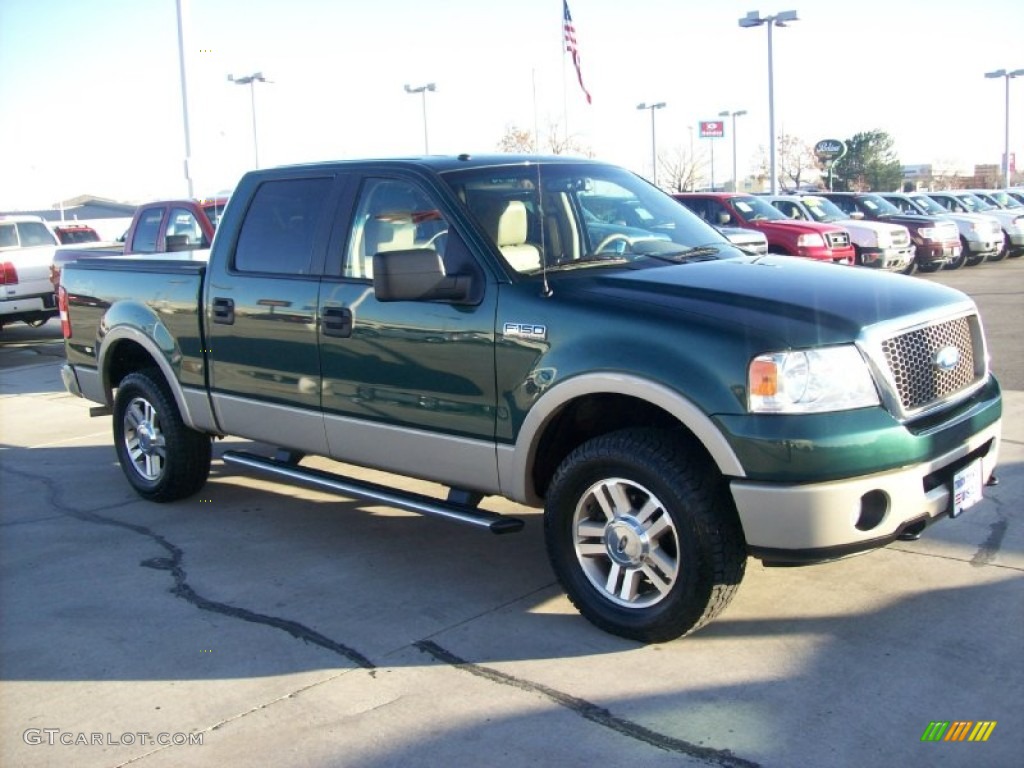 2007 F150 Lariat SuperCrew 4x4 - Forest Green Metallic / Tan photo #18