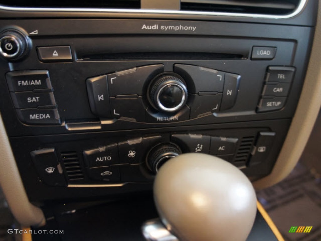 2009 Audi A4 2.0T quattro Avant Controls Photo #56120253