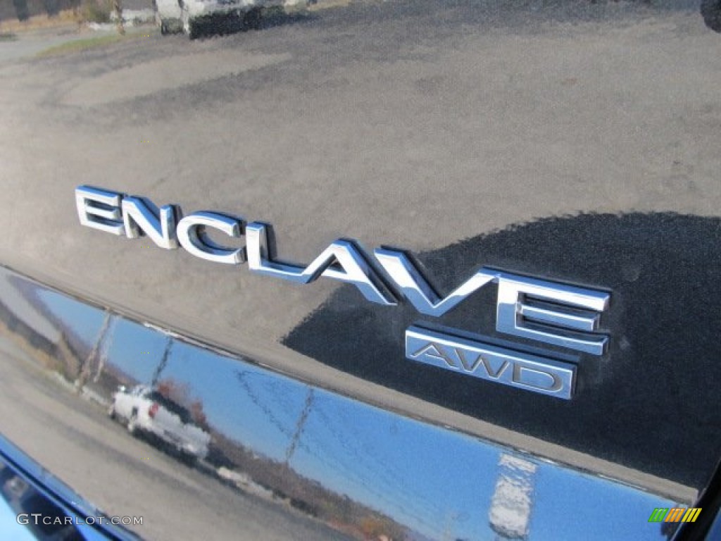2012 Buick Enclave AWD Marks and Logos Photos