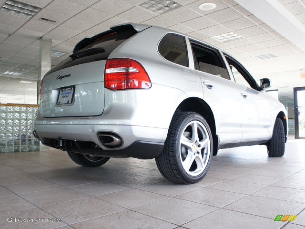Crystal Silver Metallic 2008 Porsche Cayenne Tiptronic Exterior Photo #56121461