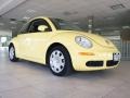 2010 Sunflower Yellow Volkswagen New Beetle 2.5 Coupe  photo #10