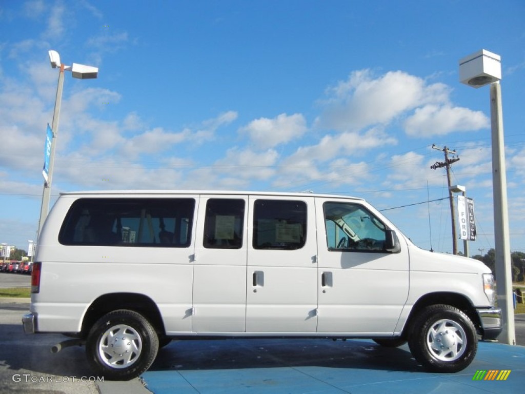 Oxford White 2011 Ford E Series Van E350 XLT Passenger Exterior Photo #56123598