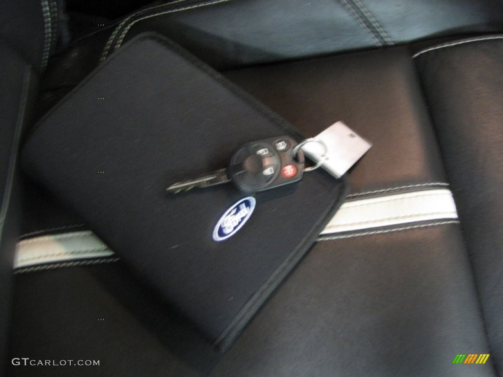 2010 Ford Mustang GT Premium Convertible Books/Manuals Photo #56124782