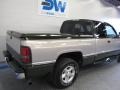 Black - Ram 1500 Laramie SLT Extended Cab Photo No. 4