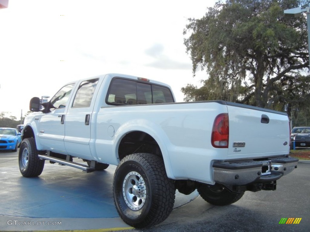 Oxford White 2006 Ford F350 Super Duty Lariat Crew Cab 4x4 Exterior Photo #56125314