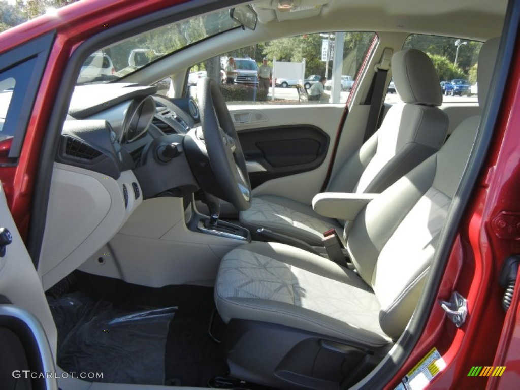 Light Stone/Charcoal Black Interior 2012 Ford Fiesta SE Sedan Photo #56125799