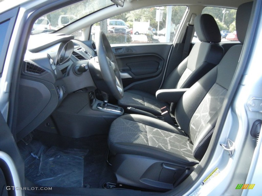 Charcoal Black Interior 2012 Ford Fiesta SE Hatchback Photo #56125925