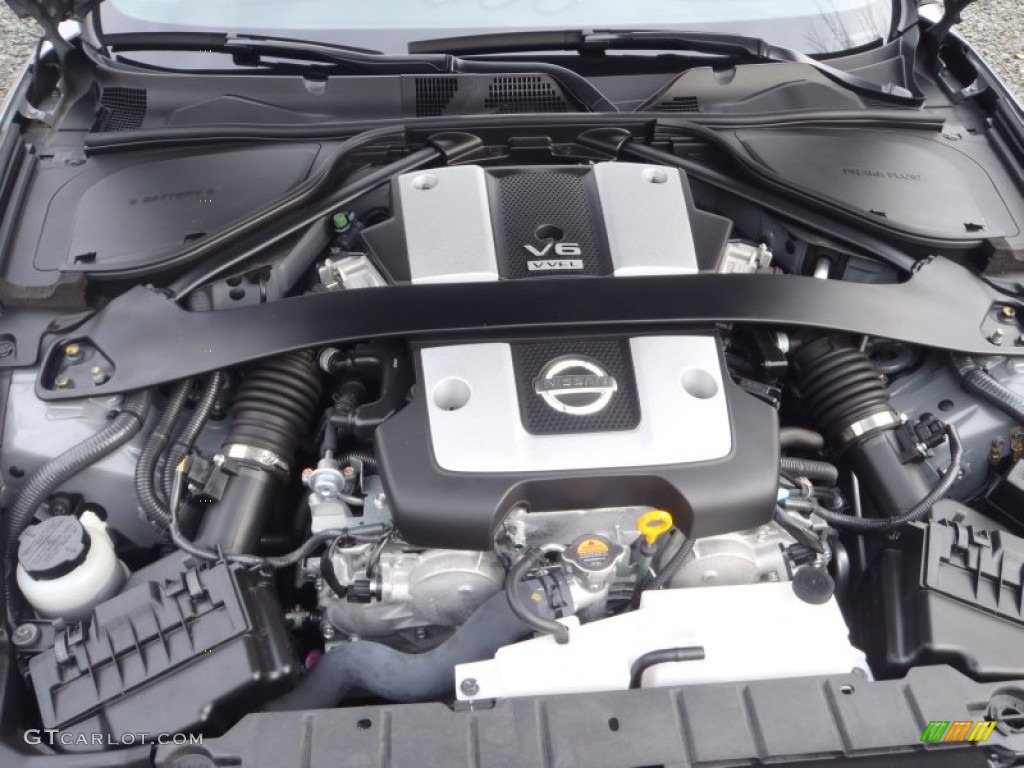 2010 Nissan 370Z Coupe Engine Photos