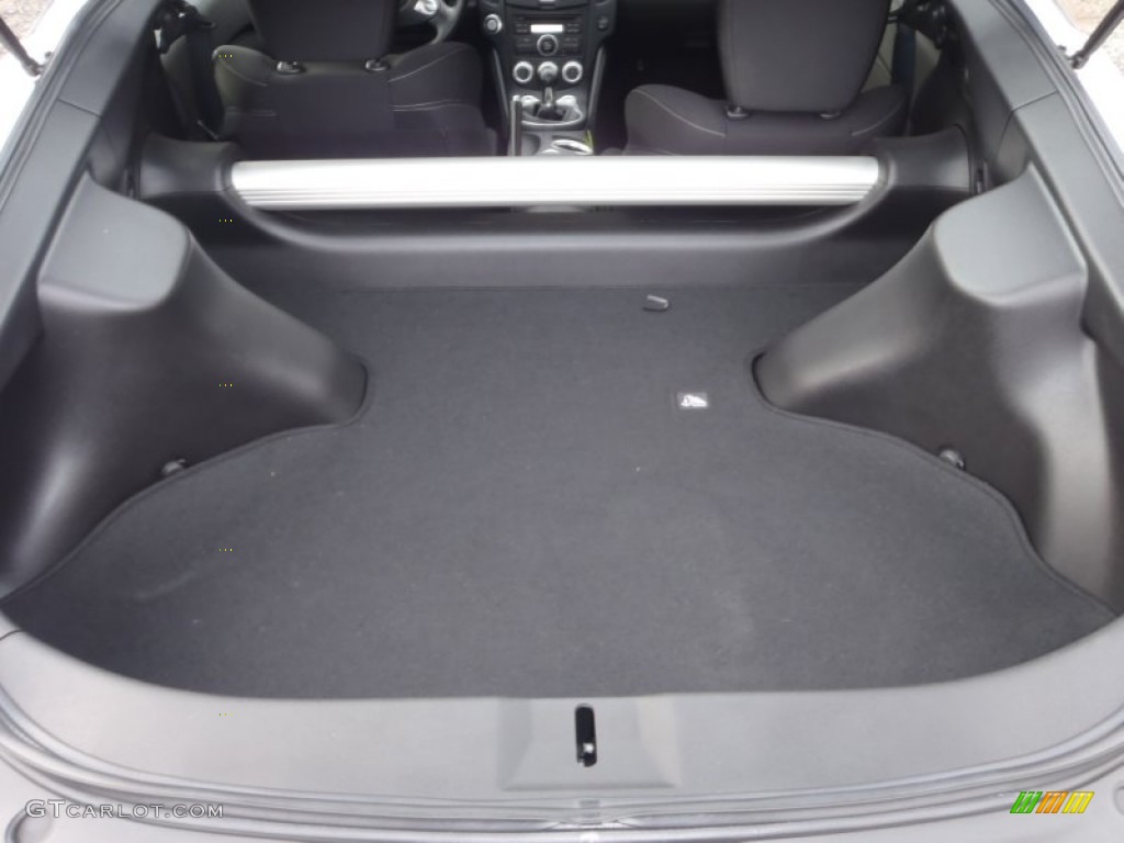 2010 Nissan 370Z Coupe Trunk Photos