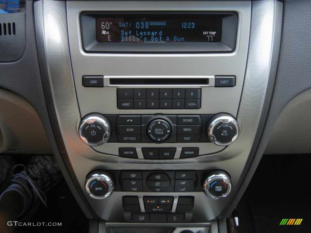 2012 Ford Fusion Hybrid Controls Photo #56126471