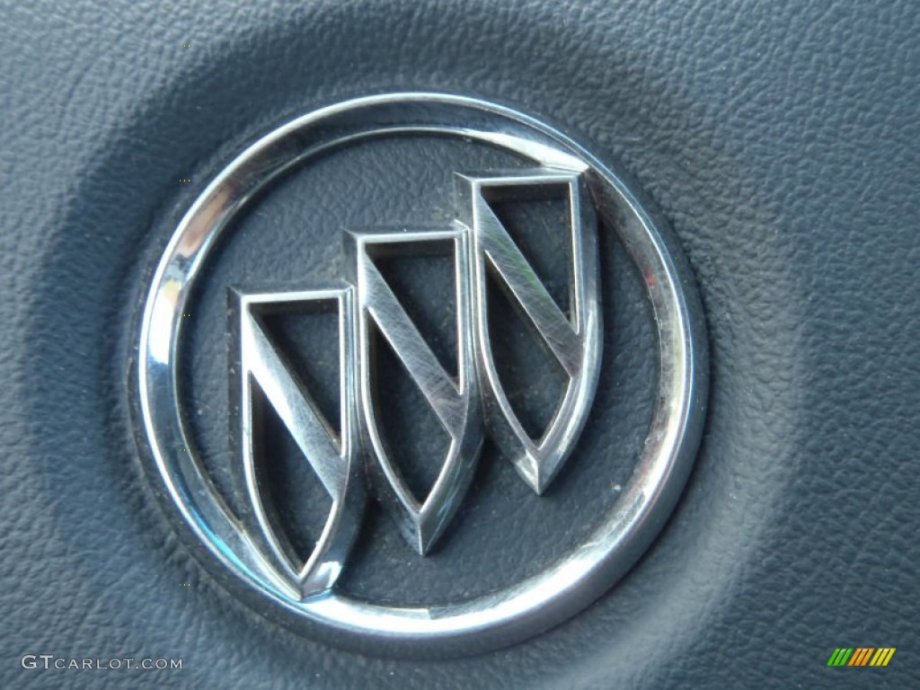 2005 Buick LaCrosse CX Marks and Logos Photos