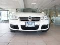 Campanella White - Jetta SE Sedan Photo No. 11