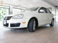 Campanella White - Jetta SE Sedan Photo No. 12