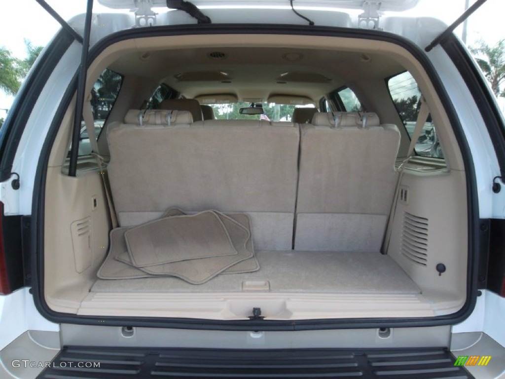 2010 Ford Expedition Eddie Bauer Trunk Photo #56128310