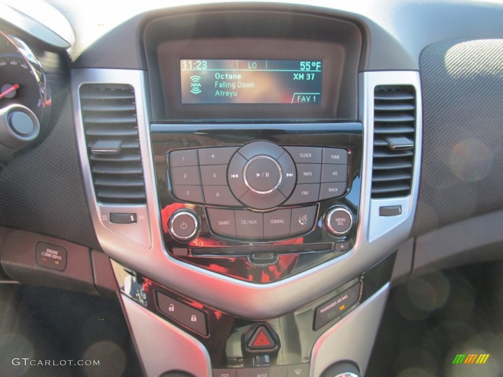 2012 Chevrolet Cruze LTZ/RS Controls Photo #56130690