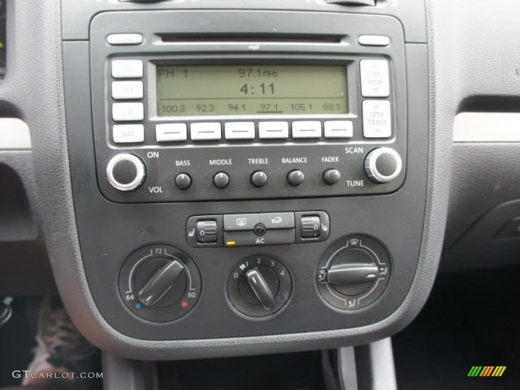 2009 Volkswagen Jetta Wolfsburg Edition Sedan Controls Photo #56130962