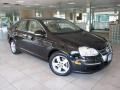 Black Uni - Jetta SE Sedan Photo No. 1