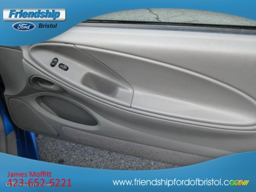 1998 Mustang V6 Coupe - Bright Atlantic Blue / Medium Graphite photo #20