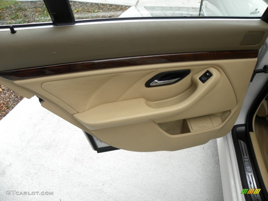 2003 BMW 5 Series 540i Sedan Sand Beige Door Panel Photo #56134616